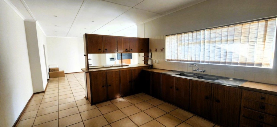 4 Bedroom Property for Sale in Middelpos Northern Cape